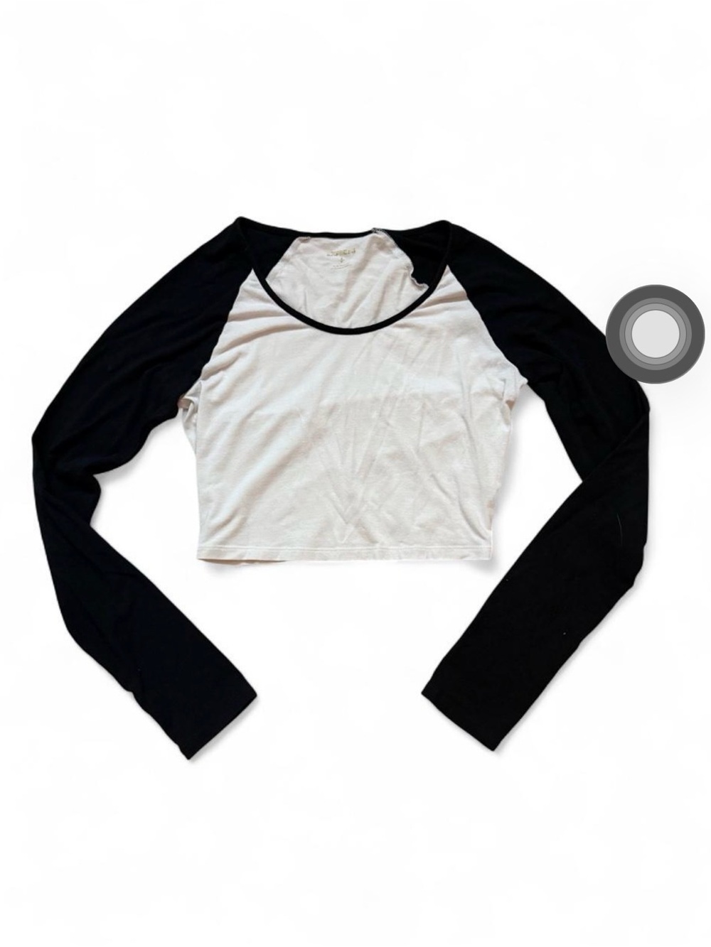 Black & White Express Long Sleeve Crop Top